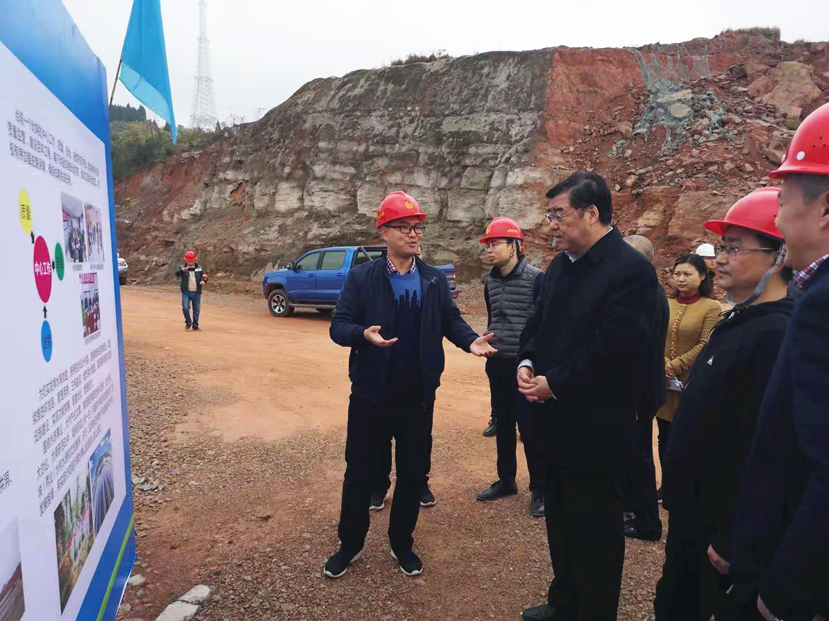 2018年12月4日 水利部副部長田學斌視察德陽重大戰(zhàn)略水源華強溝水庫建設(shè)情況4 2018年12月4日 水利部副部長田學斌視察德陽重大戰(zhàn)略水源華強溝水庫建設(shè)情況4