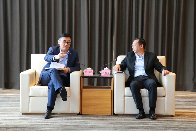 厲害了！人工智能獨角獸深蘭科技與德陽建投簽約啦！羅市長現(xiàn)場見證哦！