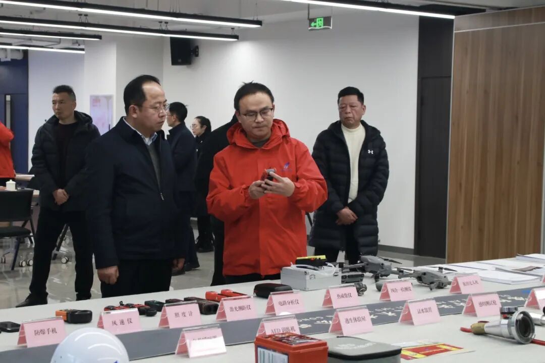 德陽市委常委、常務(wù)副市長(zhǎng)李江波赴科安公司調(diào)研